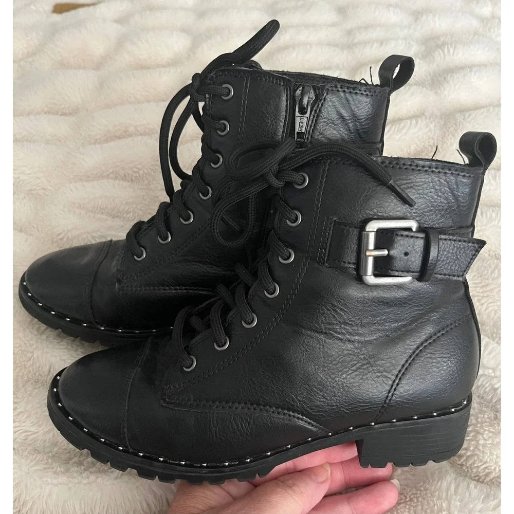 Wonder Nation Girls Black Combat Boots Faux Leather Lace Up Buckle Studded Sz 2